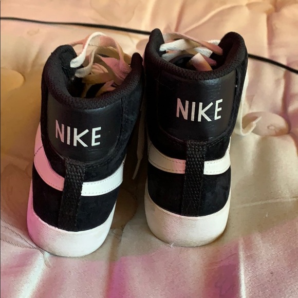 Nike Mid Blazer ‘77 Black - Picture 2 of 4